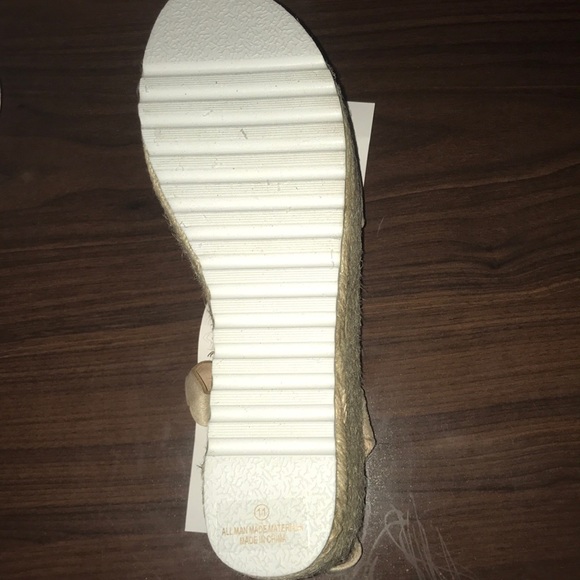 HP✨Natural Scalloped Espadrille sandal - Picture 6 of 6